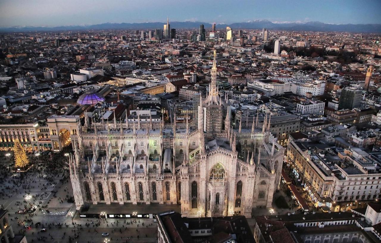 Duomo Milano Suite Luaran gambar